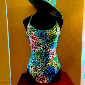 Beautiful one piece bathing suit.